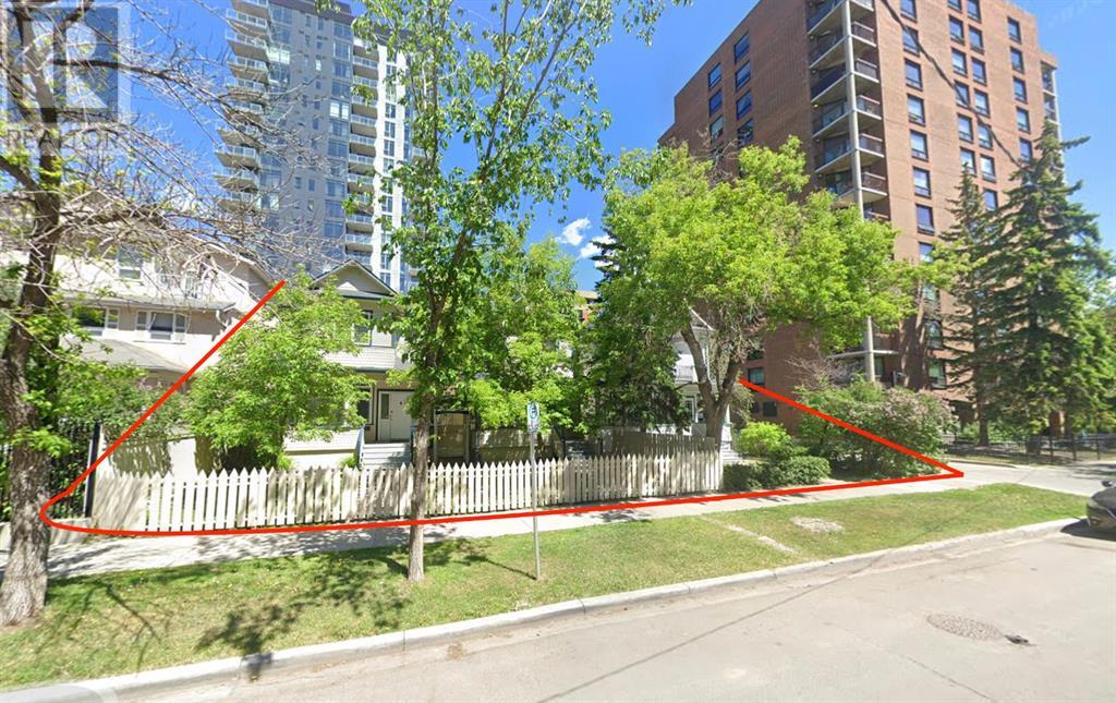 Multi-family House for Sale in   Avenue SW Beltline Calgary 