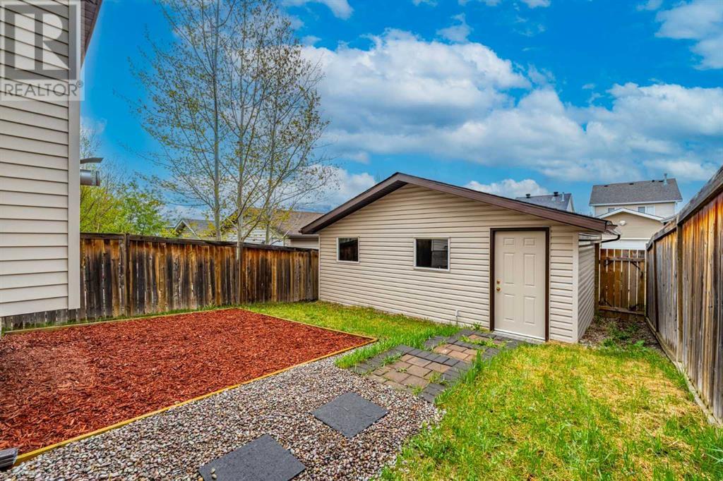 Single Family House for Sale in  Tuscany Valley Green NW Tuscany Calgary 