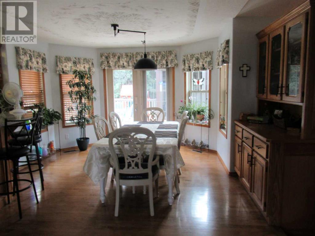 3318 Township Road 400, Rural Lacombe County