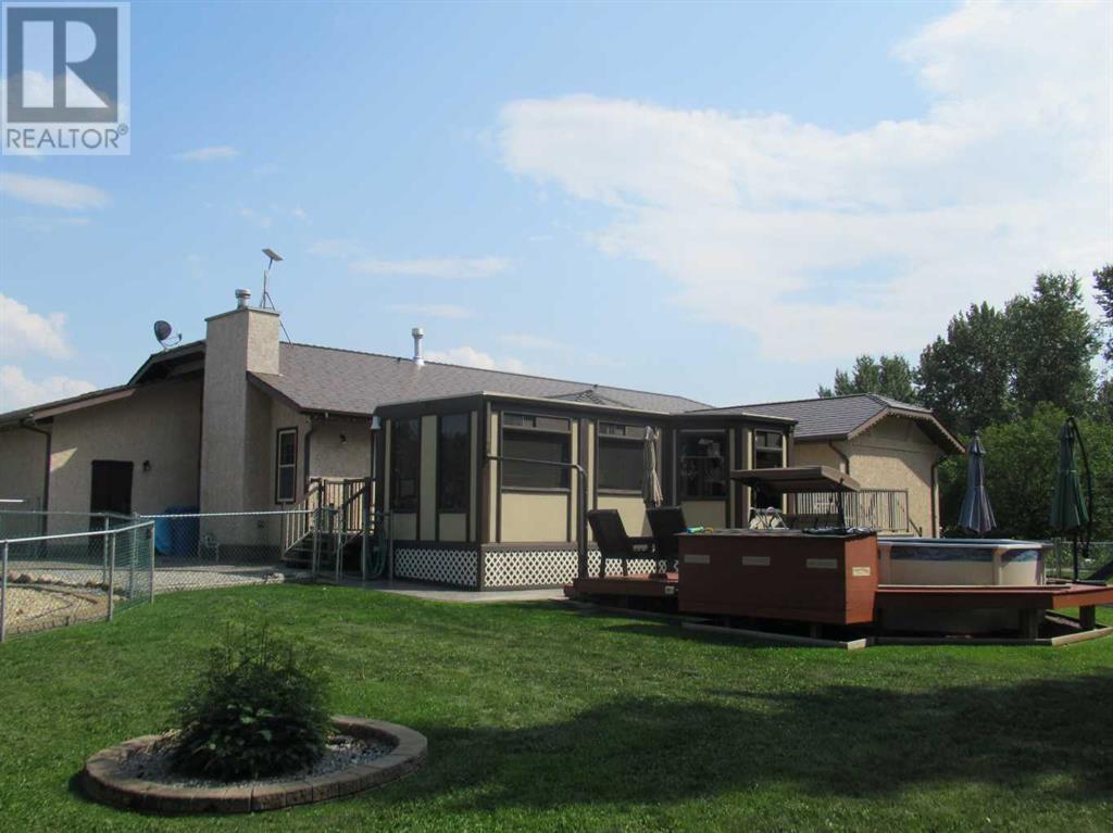 3318 Township Road 400, Rural Lacombe County