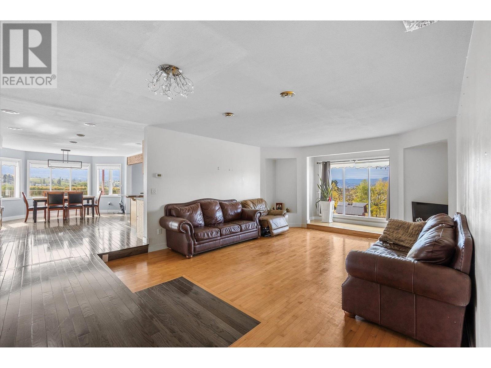 848 Webster Road, Kelowna