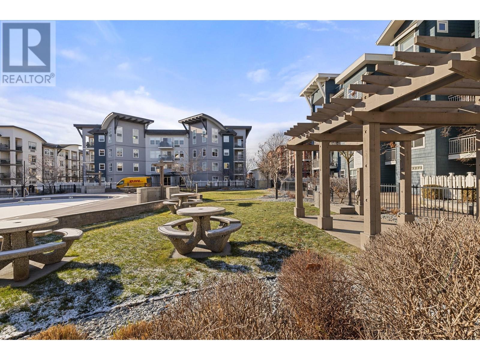 104 539 Yates Road, Kelowna