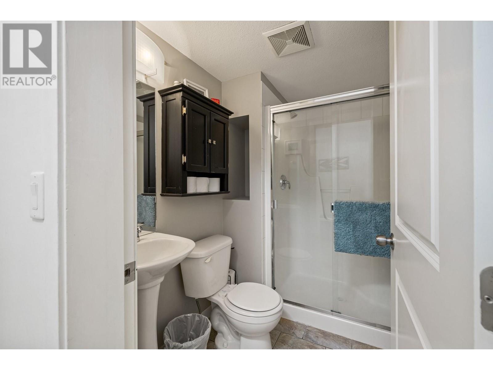 104 539 Yates Road, Kelowna