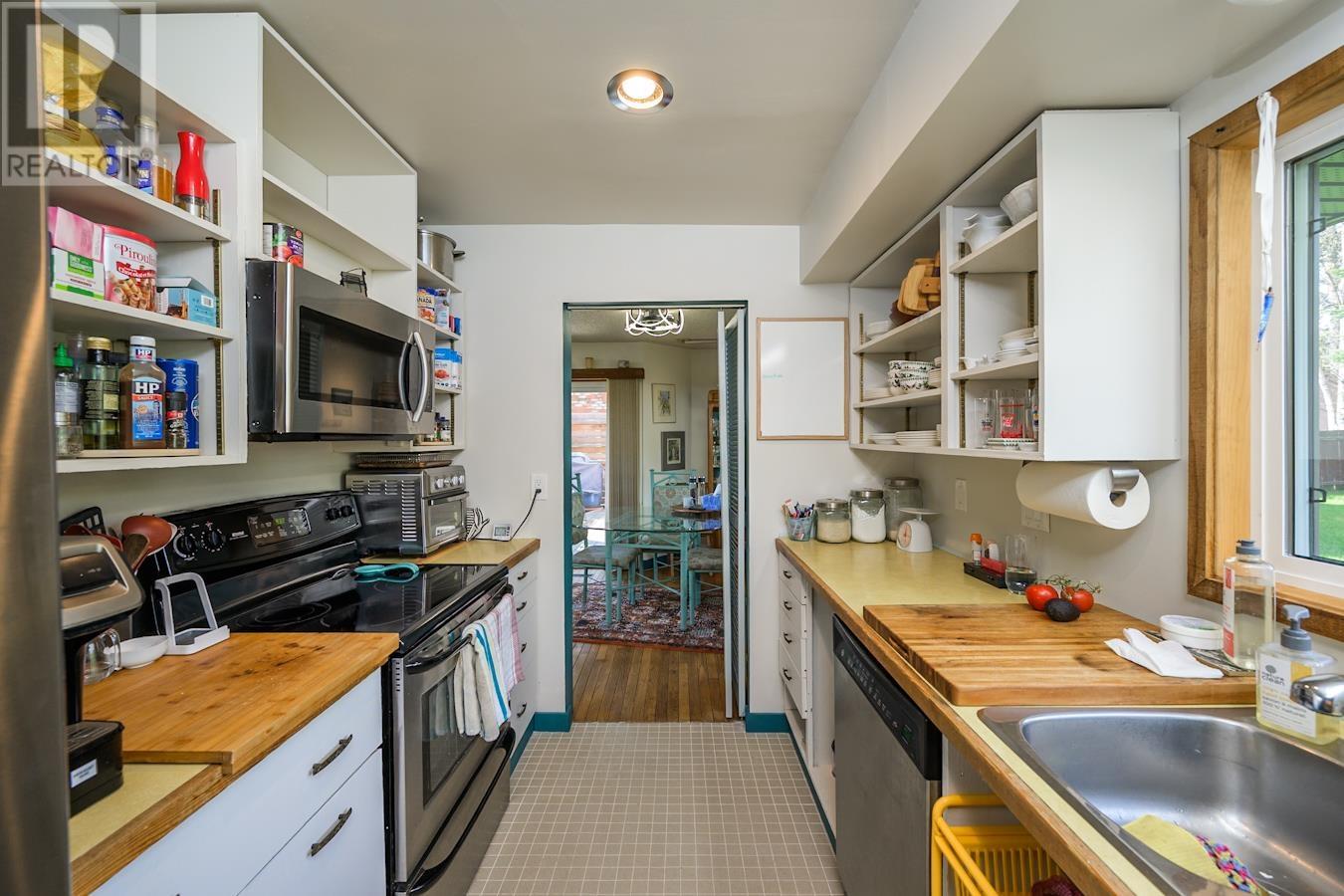 183 SKINNER STREET, Prince George