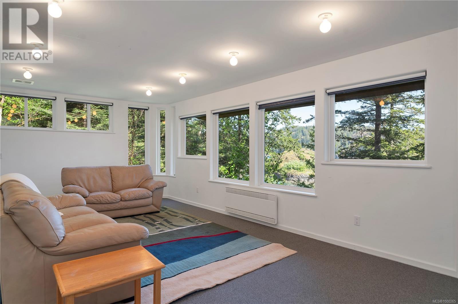 1747 Hyacinthe Bay Rd, Quadra Island