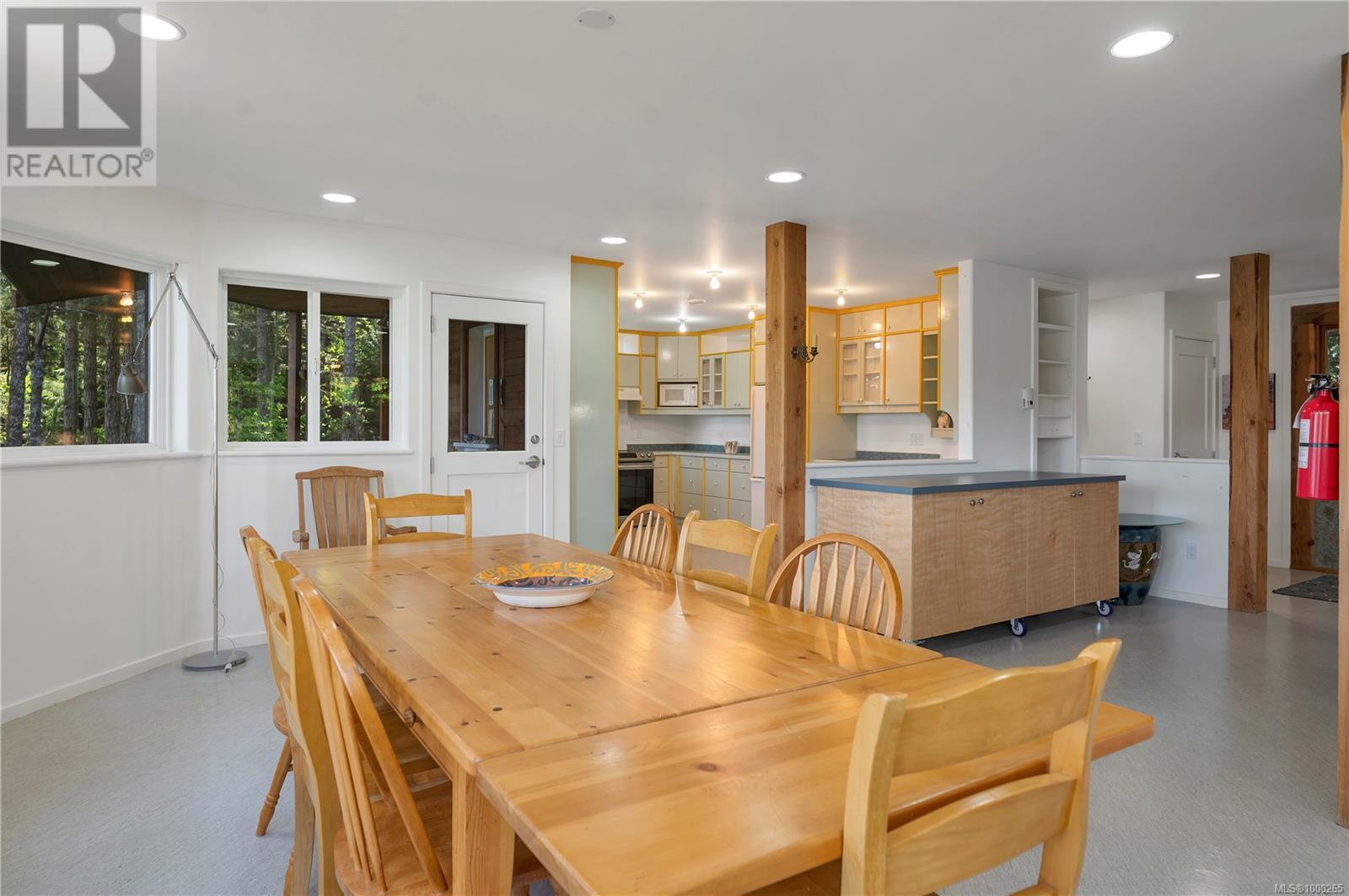 1747 Hyacinthe Bay Rd, Quadra Island