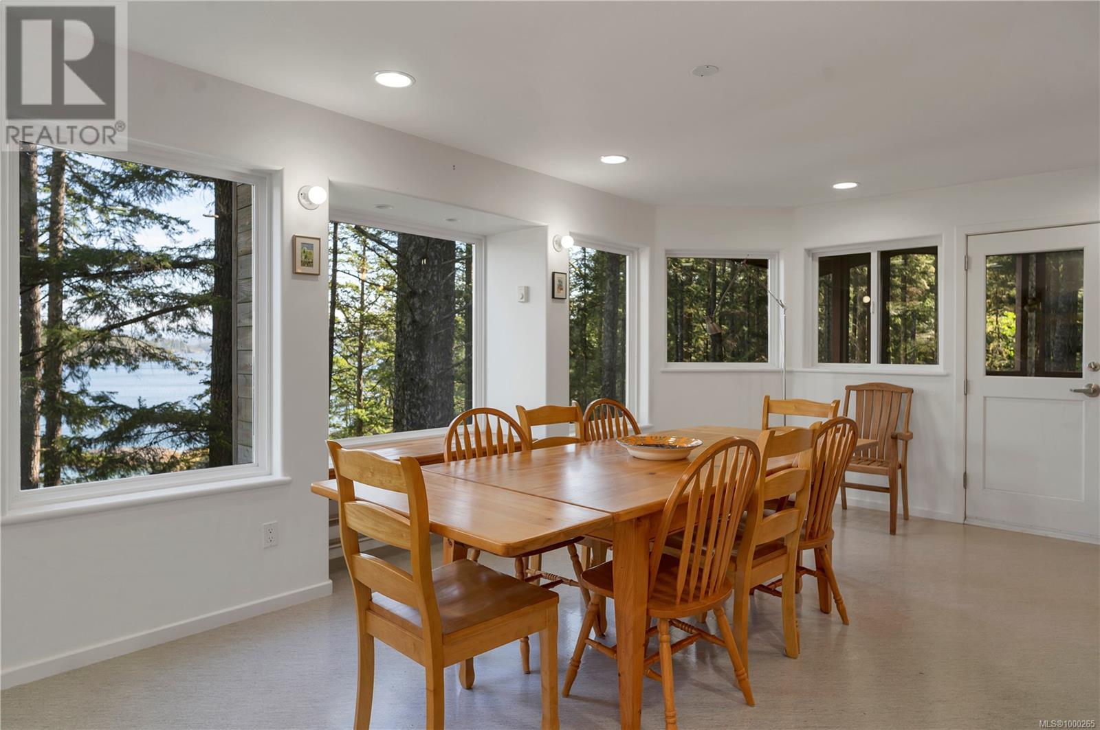1747 Hyacinthe Bay Rd, Quadra Island