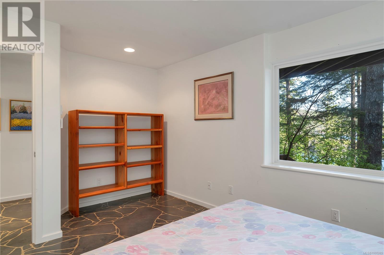 1747 Hyacinthe Bay Rd, Quadra Island