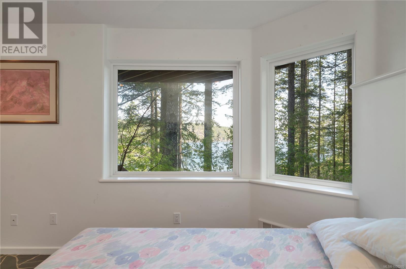 1747 Hyacinthe Bay Rd, Quadra Island