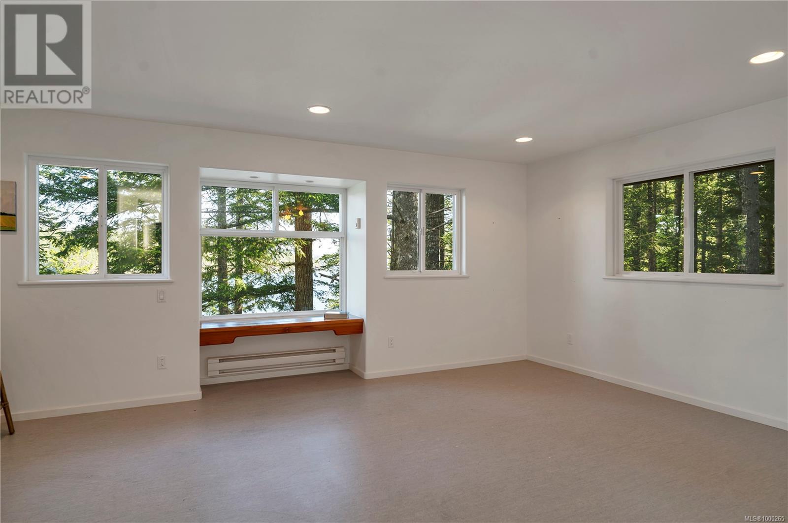 1747 Hyacinthe Bay Rd, Quadra Island