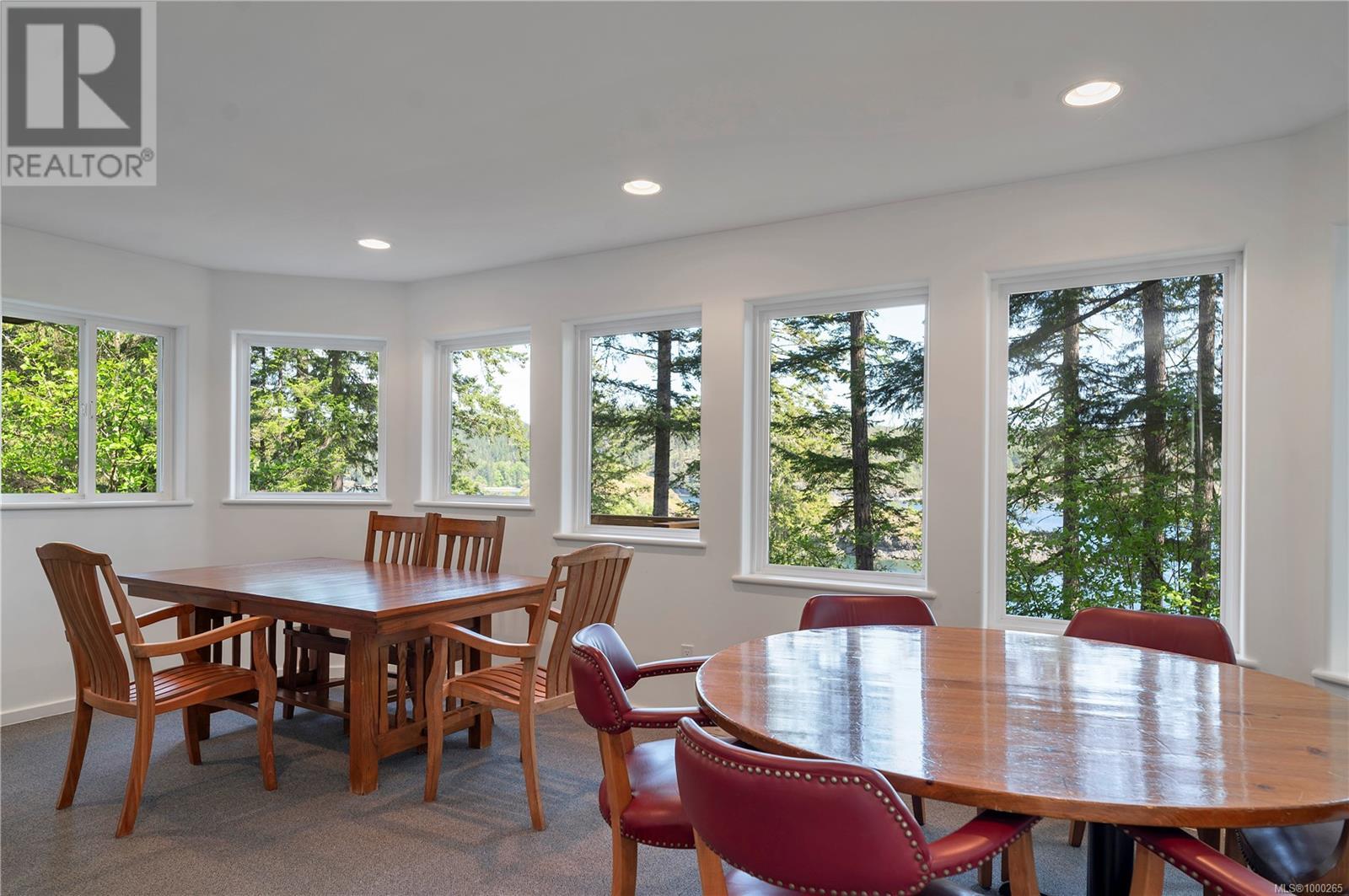 1747 Hyacinthe Bay Rd, Quadra Island