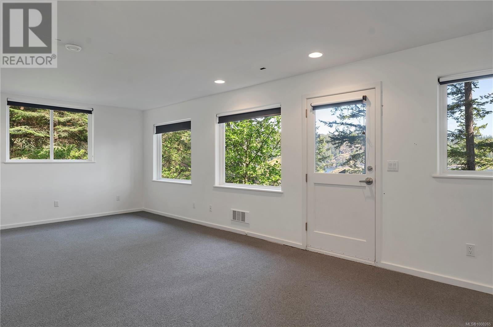 1747 Hyacinthe Bay Rd, Quadra Island