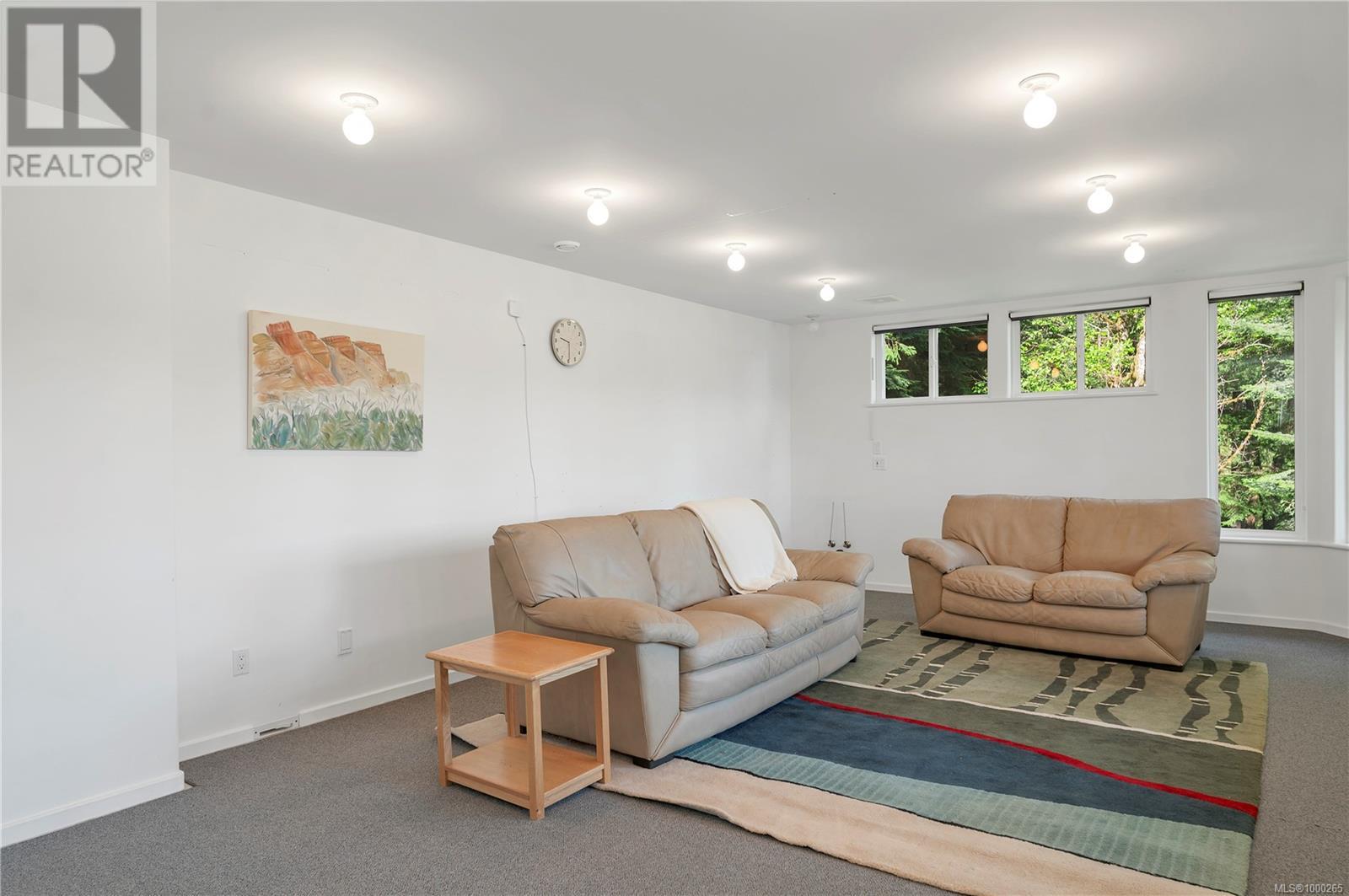 1747 Hyacinthe Bay Rd, Quadra Island