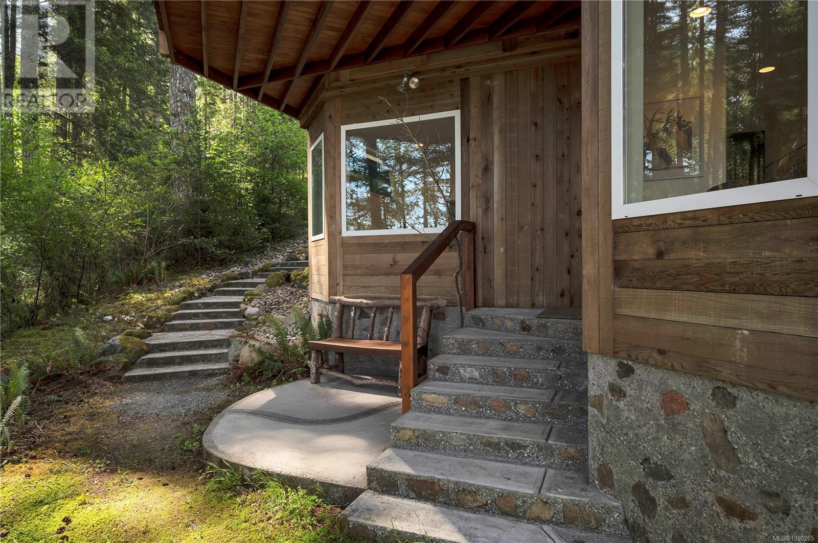 1747 Hyacinthe Bay Rd, Quadra Island