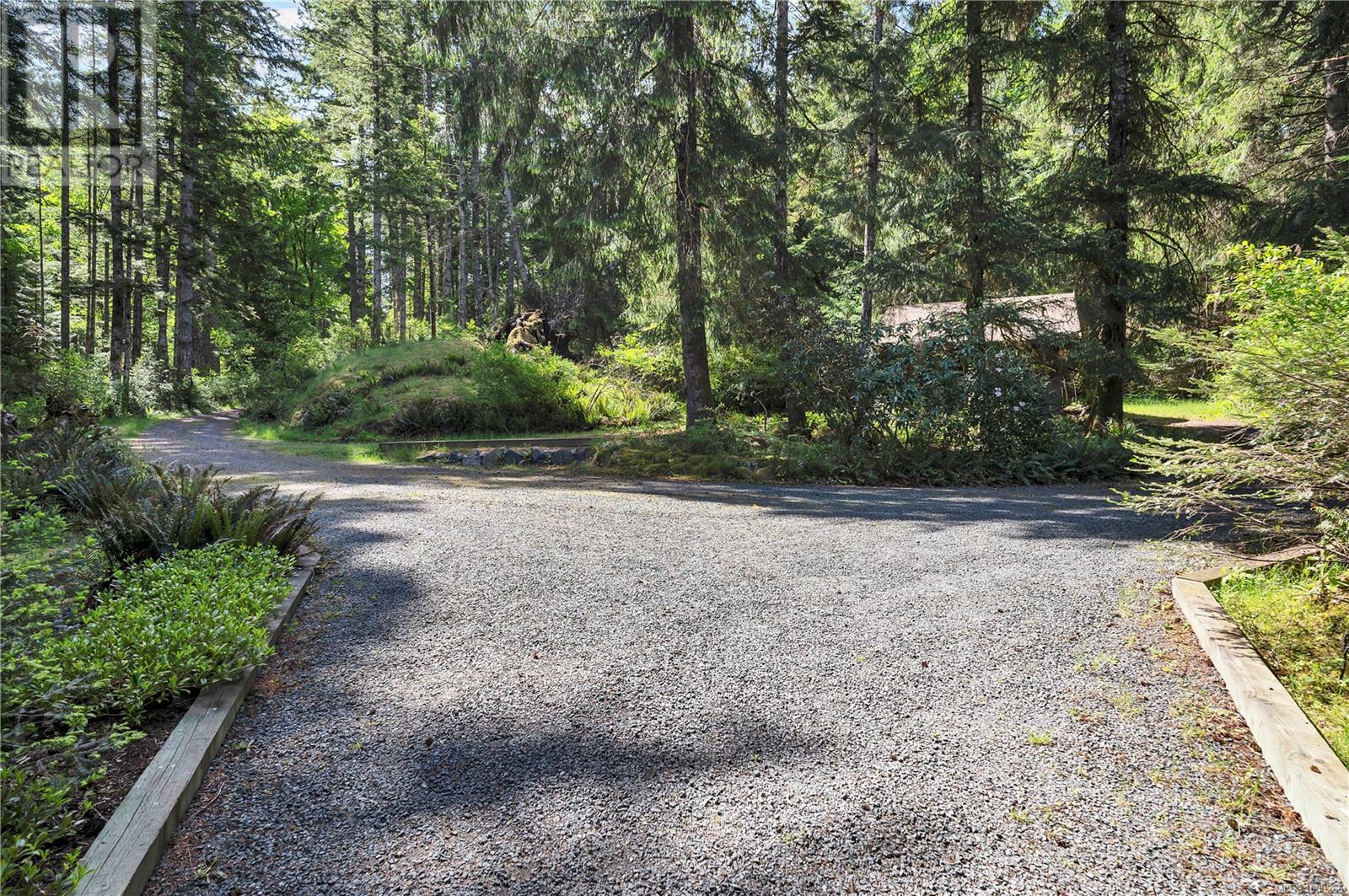 1747 Hyacinthe Bay Rd, Quadra Island