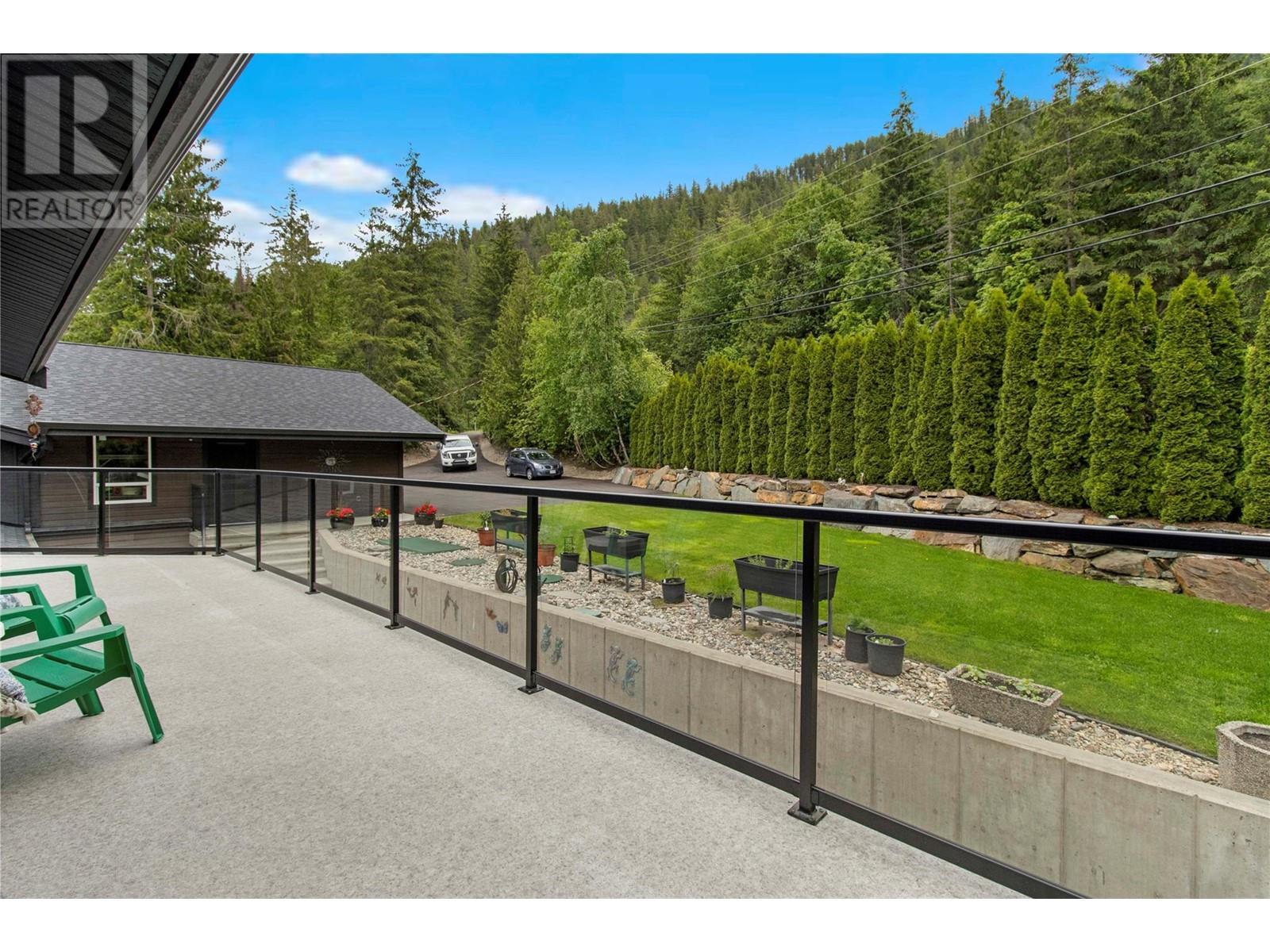 Photo 57 of 2609 Eagle Bay Road, Blind Bay BC