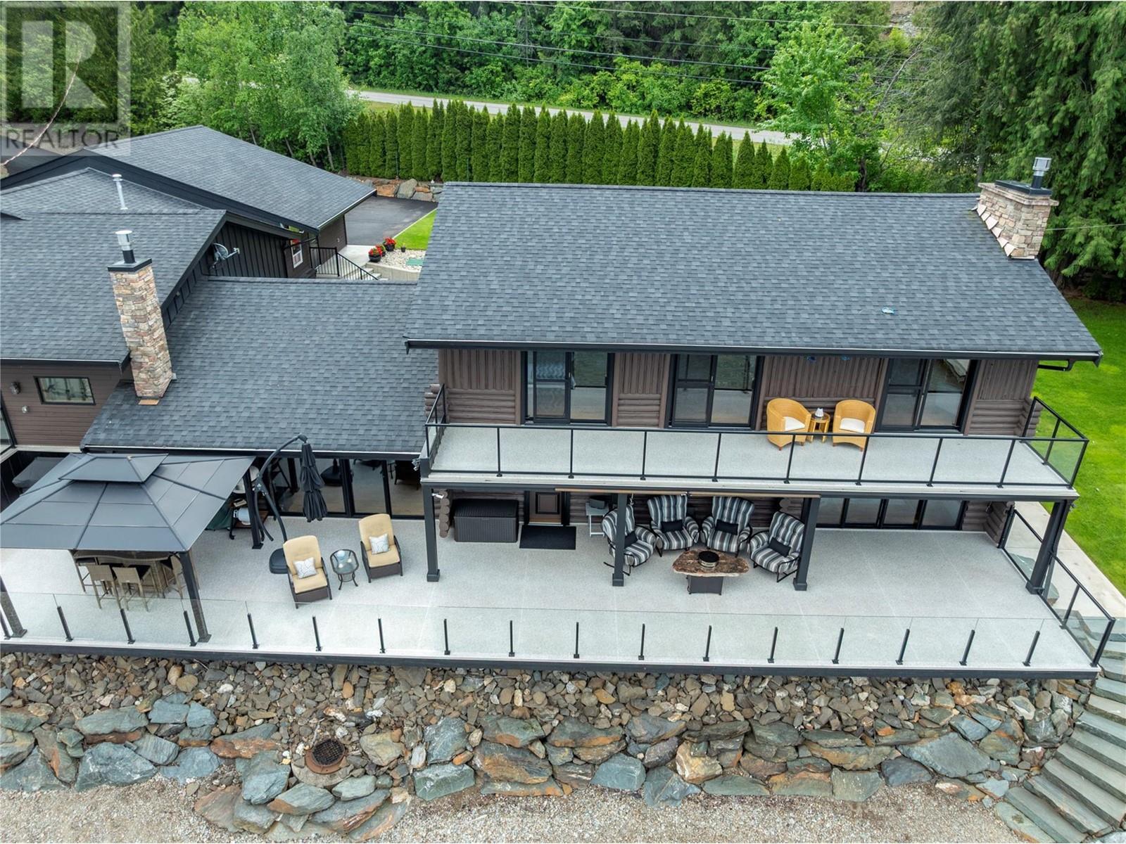 Photo 4 of 2609 Eagle Bay Road, Blind Bay BC