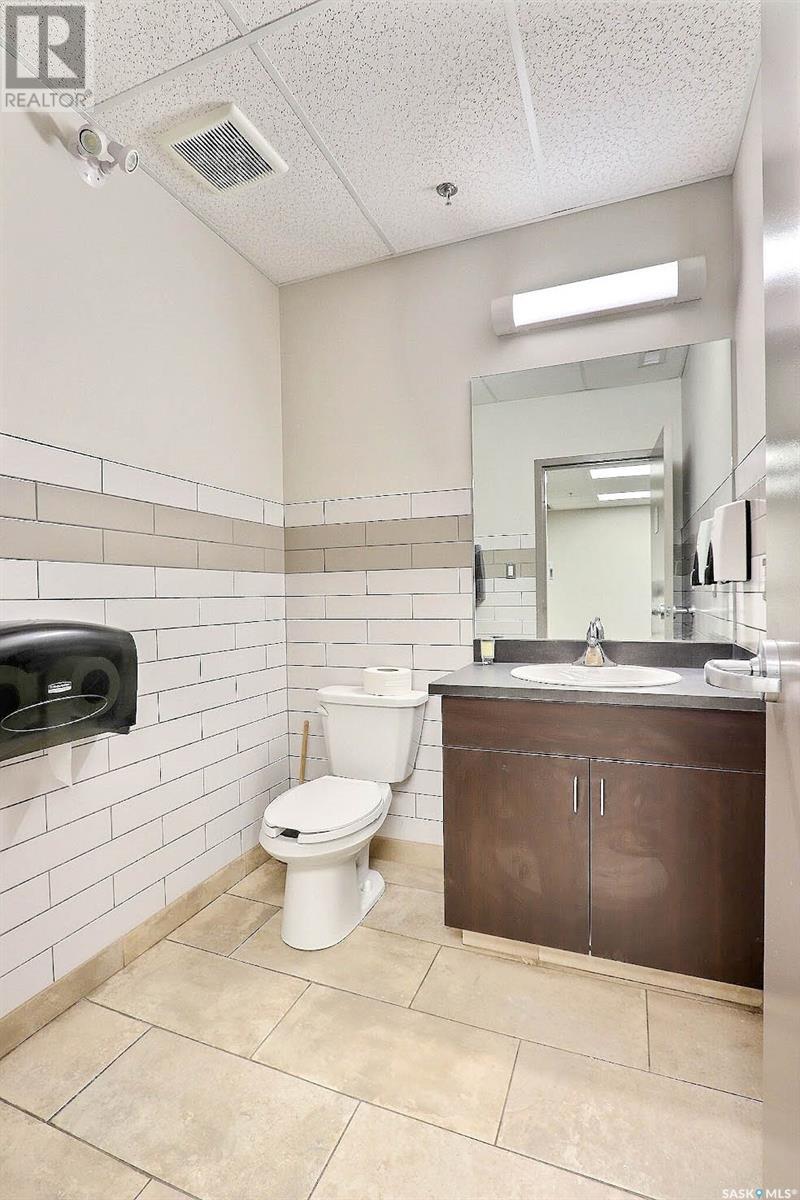 Photo 26 of 300 15th Street E, Prince Albert SK