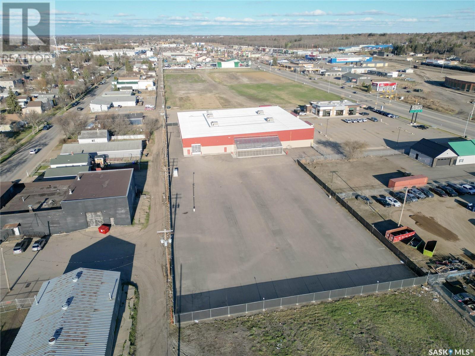 Photo 35 of 300 15th Street E, Prince Albert SK