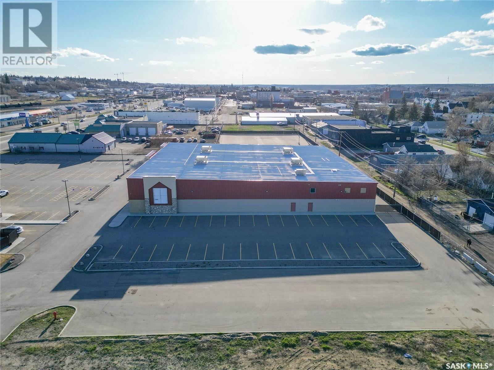 Photo 36 of 300 15th Street E, Prince Albert SK