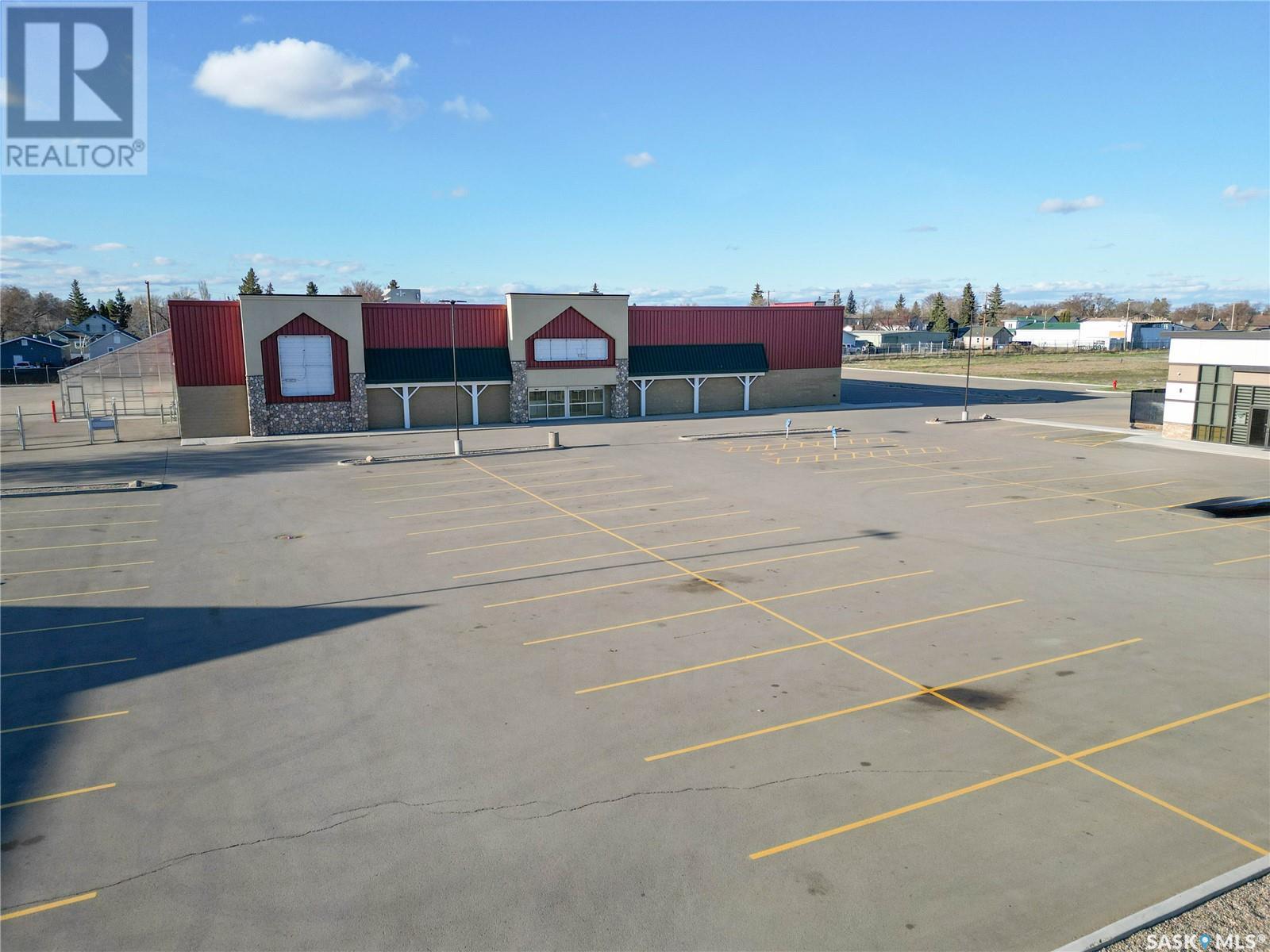 Photo 38 of 300 15th Street E, Prince Albert SK