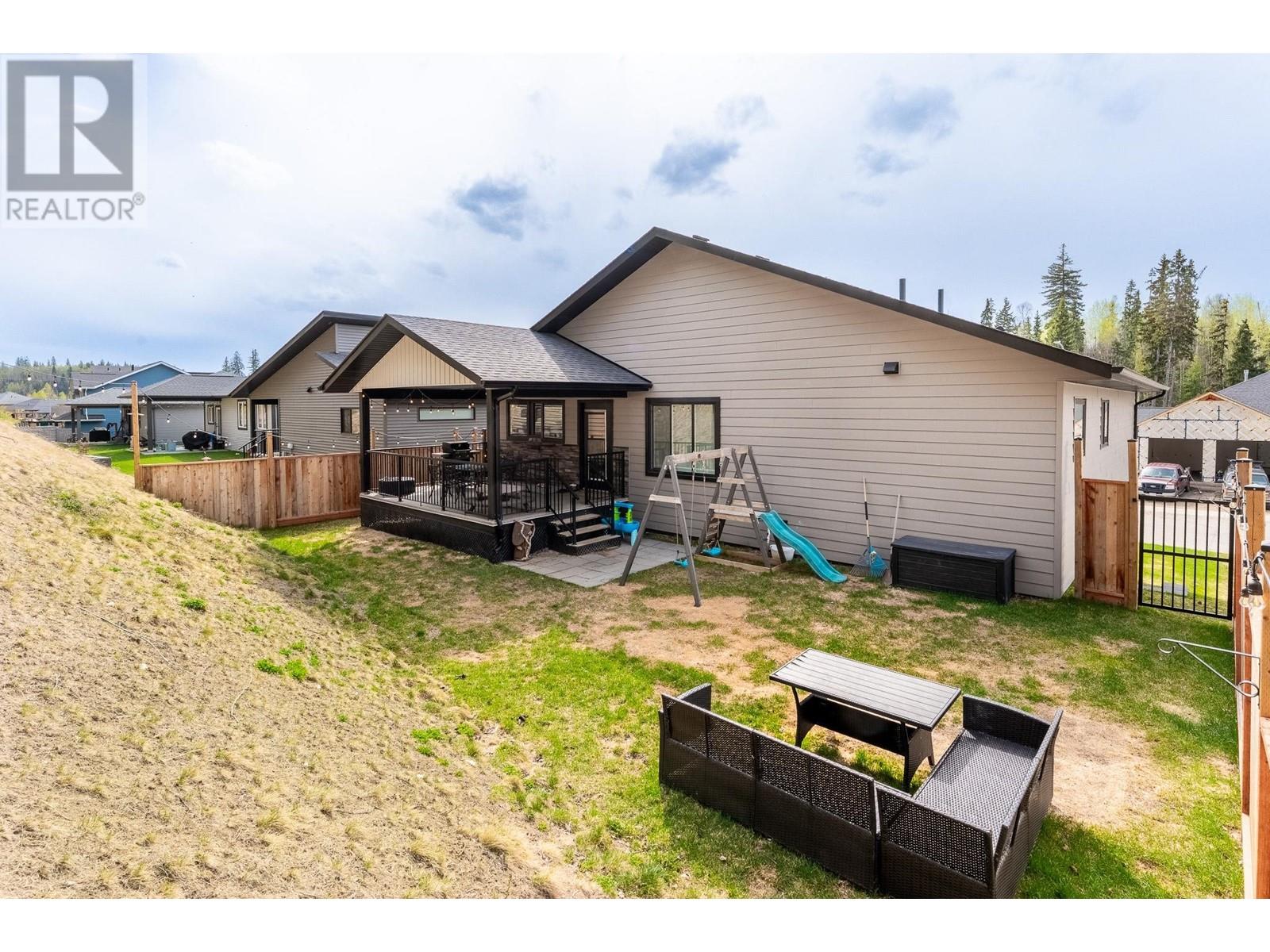 2834 LINKS DRIVE, Prince George