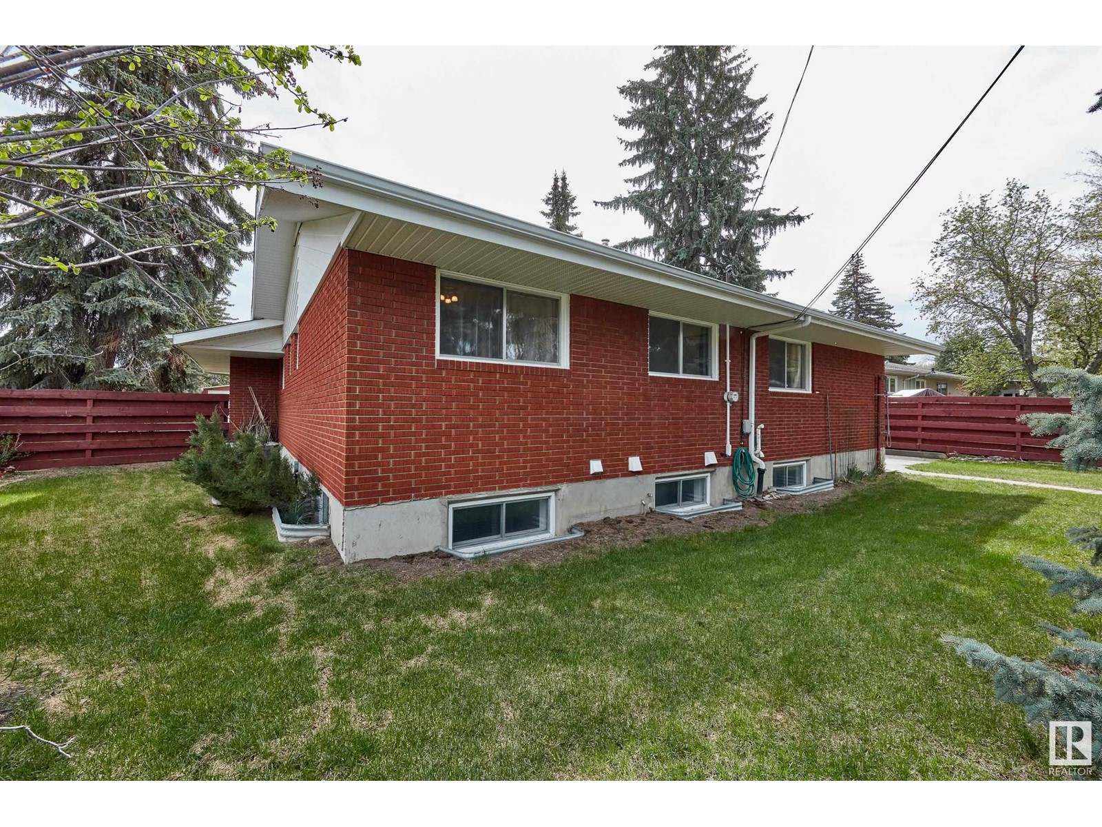 8604 BUENA VISTA RD NW, Edmonton