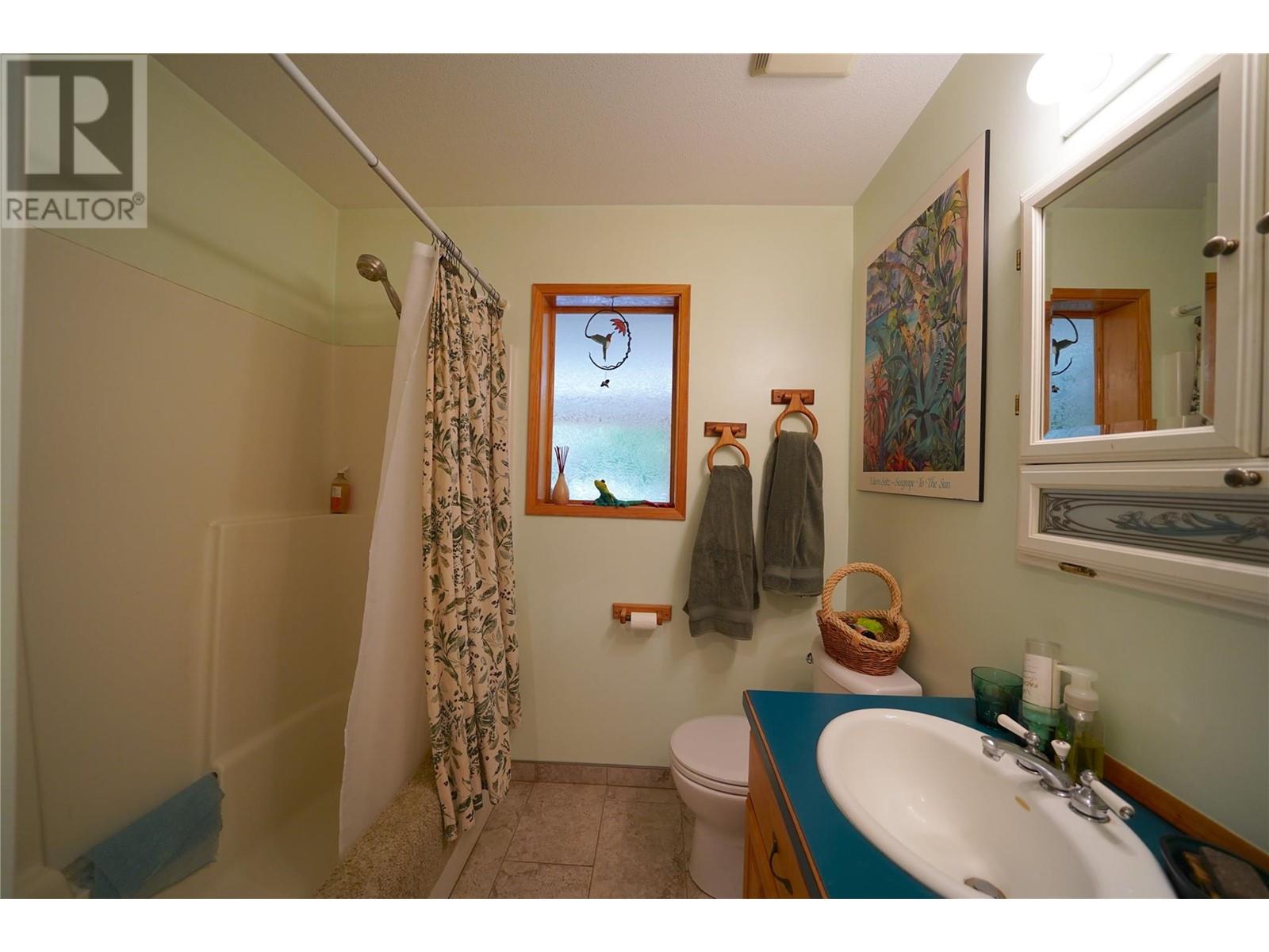 425 Alexander Road - 26