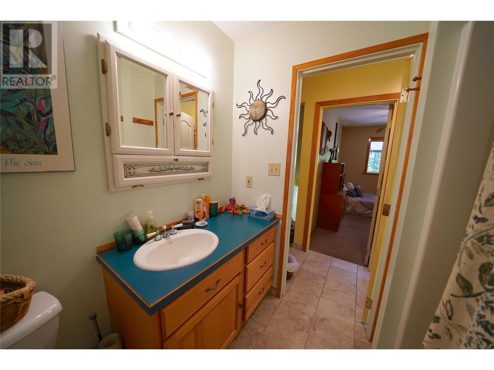 425 Alexander Road - 28