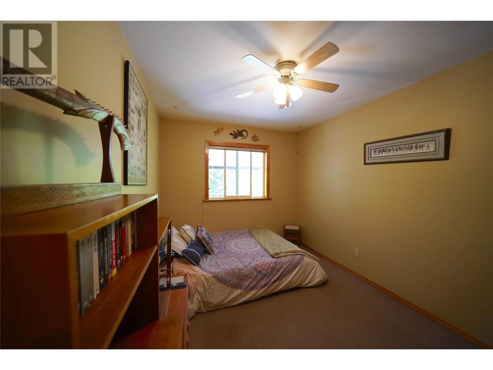 425 Alexander Road - 29