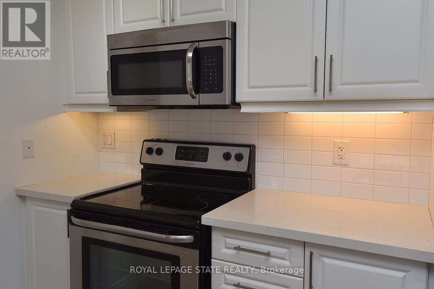 Photo 33 of 604 90 Charlton Avenue W, Hamilton ON