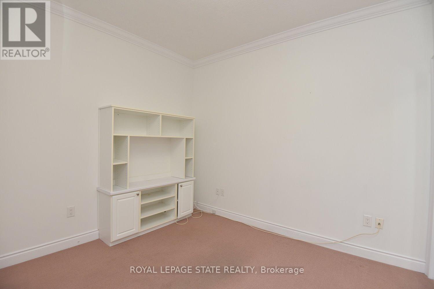Photo 6 of 604 90 Charlton Avenue W, Hamilton ON