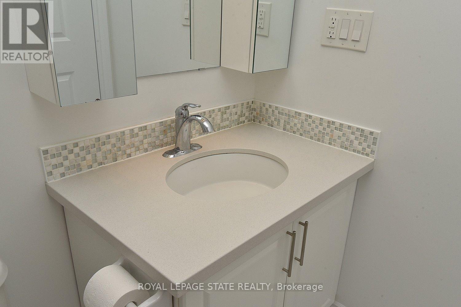 Photo 13 of 604 90 Charlton Avenue W, Hamilton ON