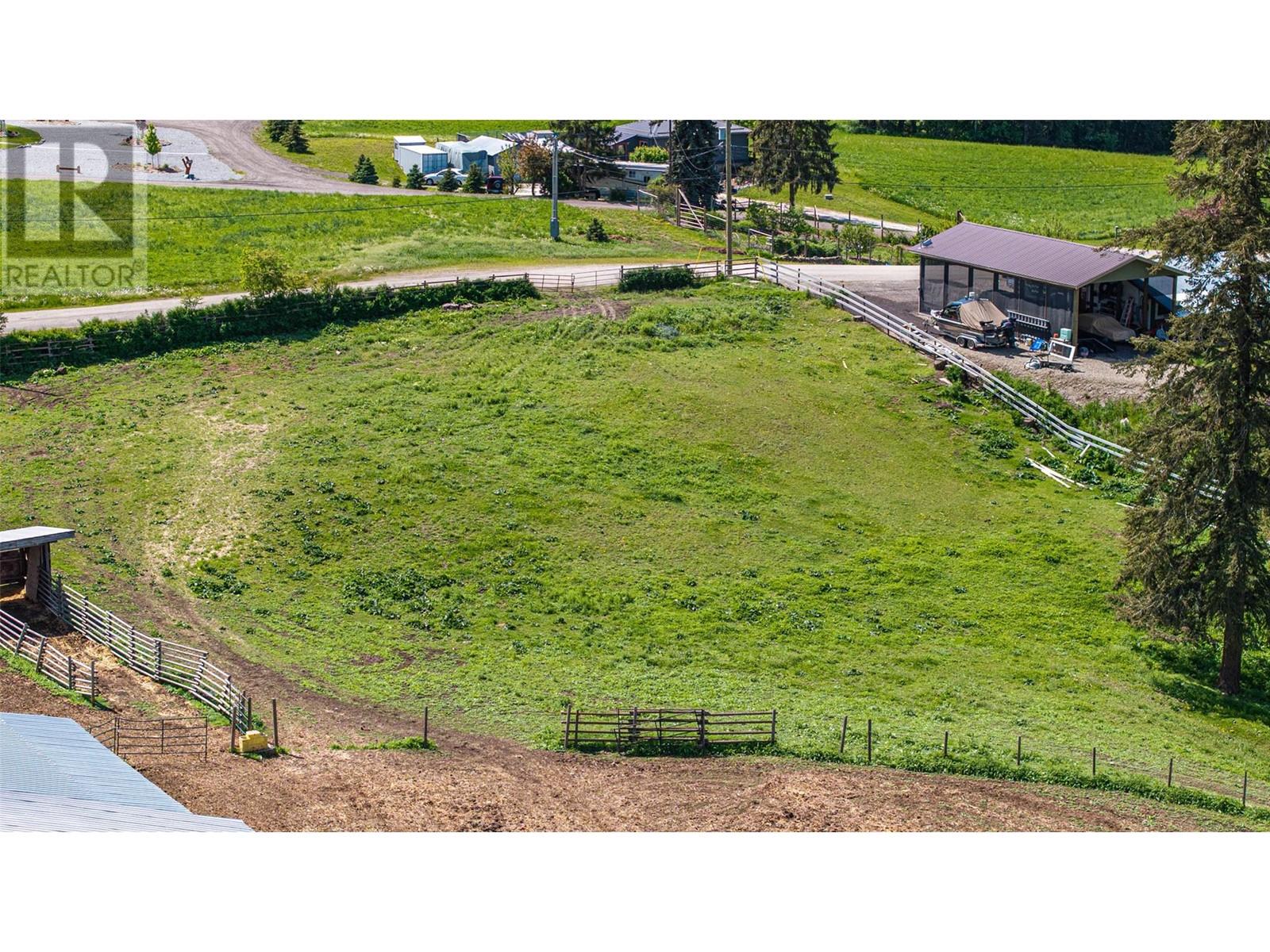 1956 Rosedale E Avenue, Armstrong