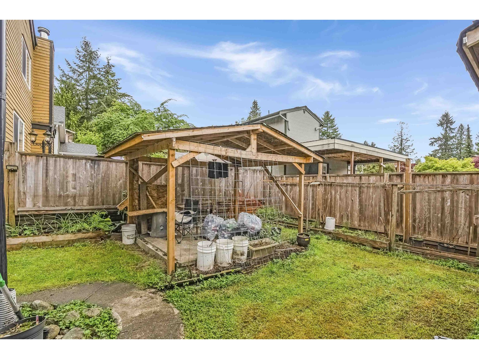 Photo 27 of 14783 101 Avenue, Surrey BC