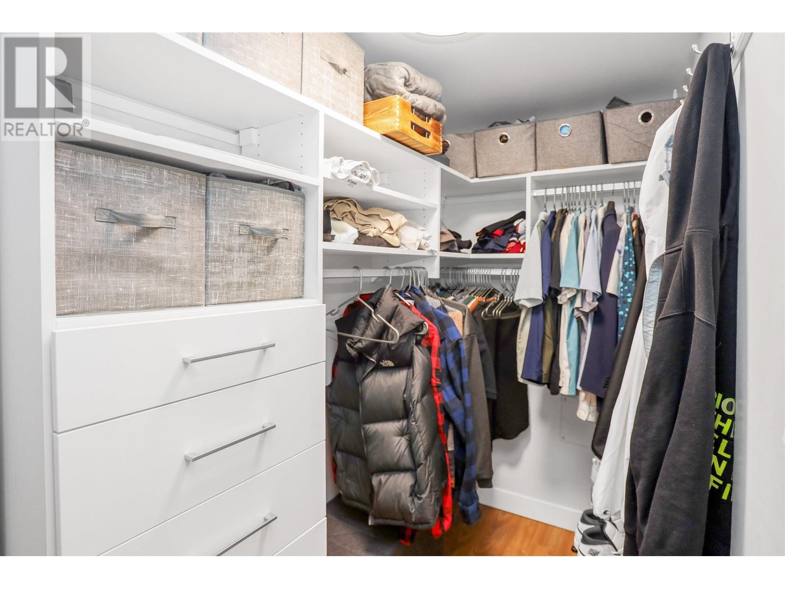 Photo 11 of 214 1189 Howe Street, Vancouver BC