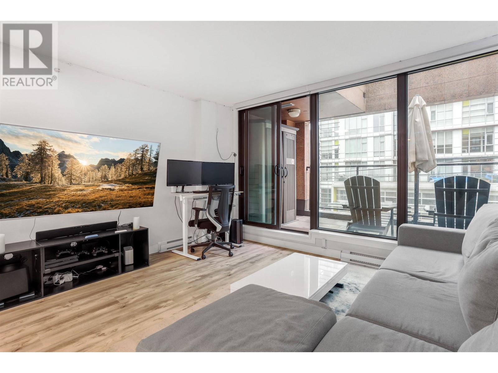 Photo 1 of 214 1189 Howe Street, Vancouver BC