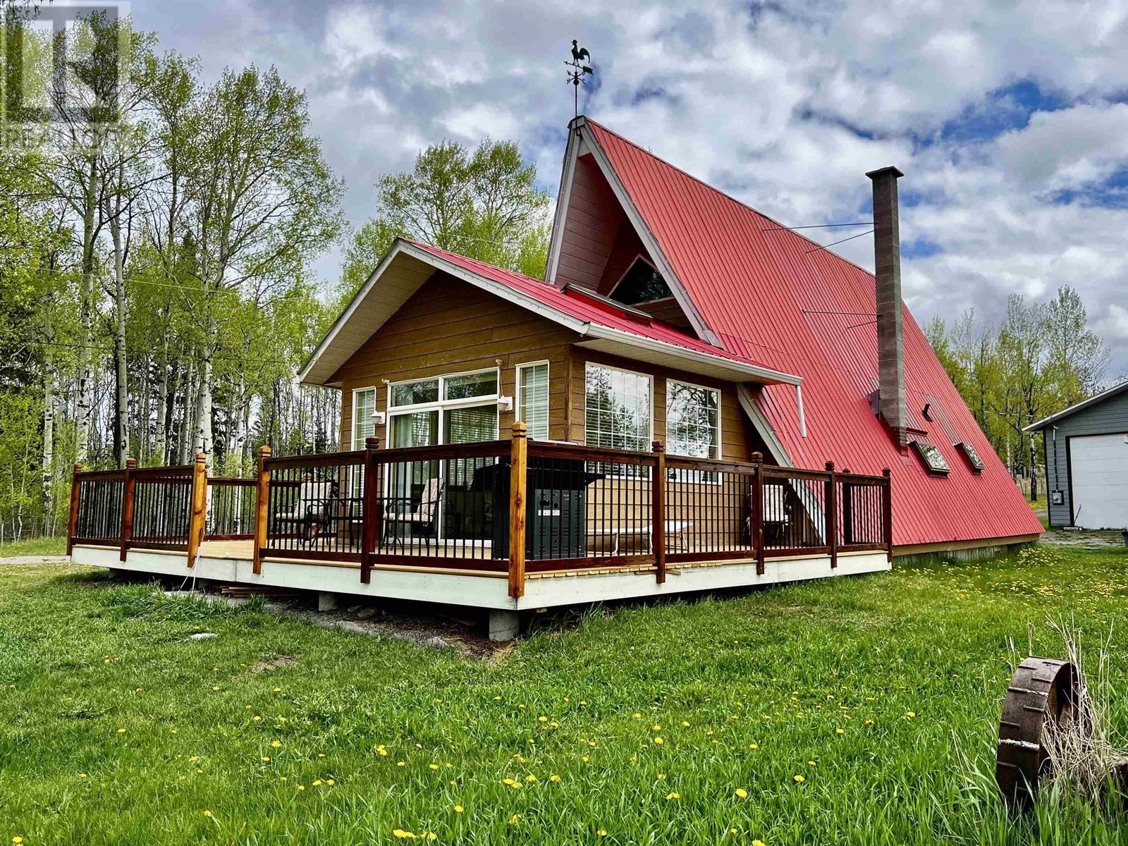 6405 DOMAN ROAD - Photo 4 of 39, Horse Lake, British Columbia