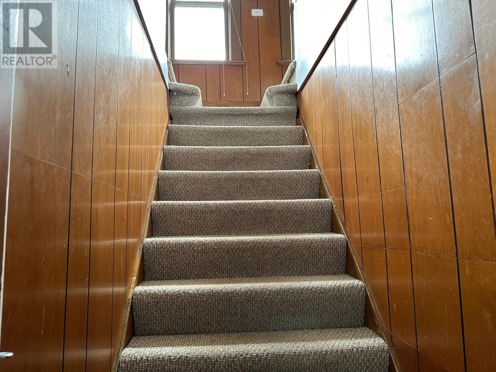 Photo 11 of 815 Baker Street, Nelson BC
