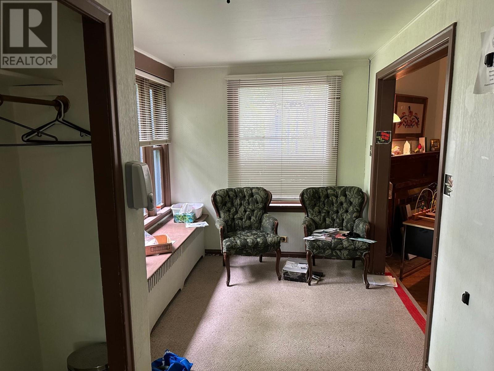 815 BAKER Street, Nelson