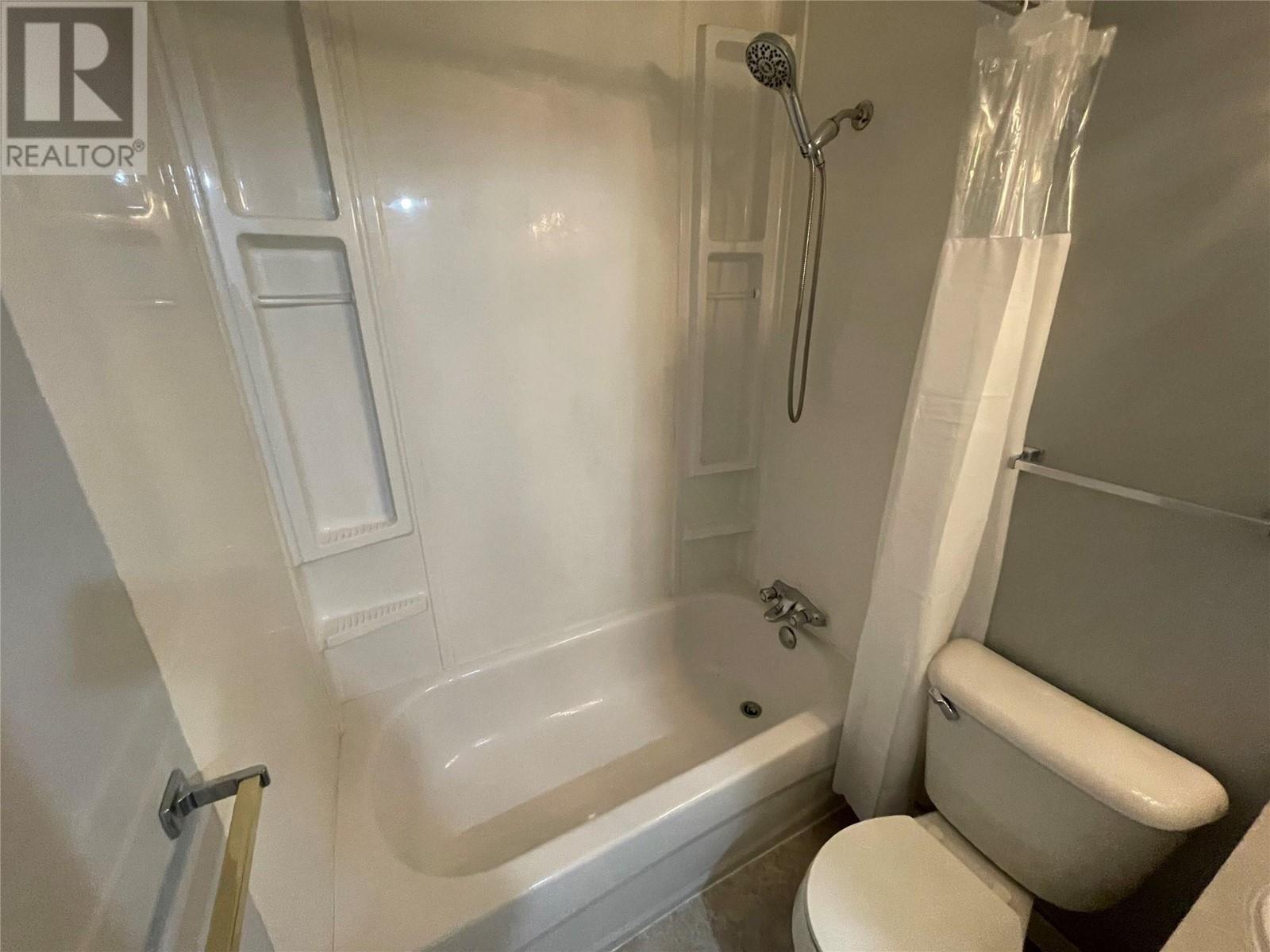 78 3800 40 Avenue, Vernon
