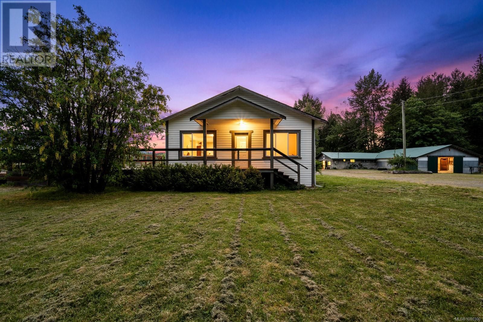 Photo 31 of 3155 Grant Rd, Courtenay BC