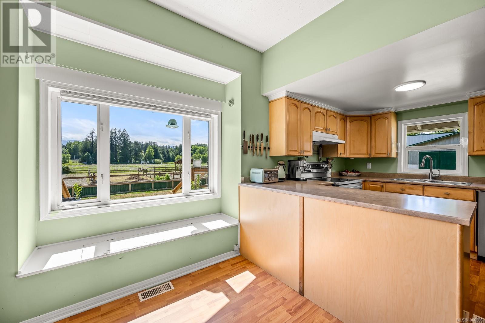 Photo 49 of 3155 Grant Rd, Courtenay BC