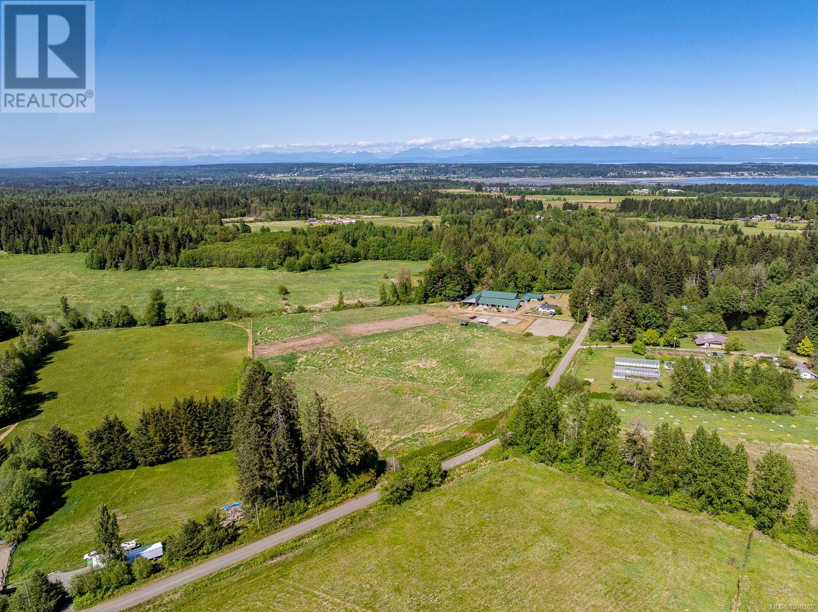 Photo 22 of 3155 Grant Rd, Courtenay BC