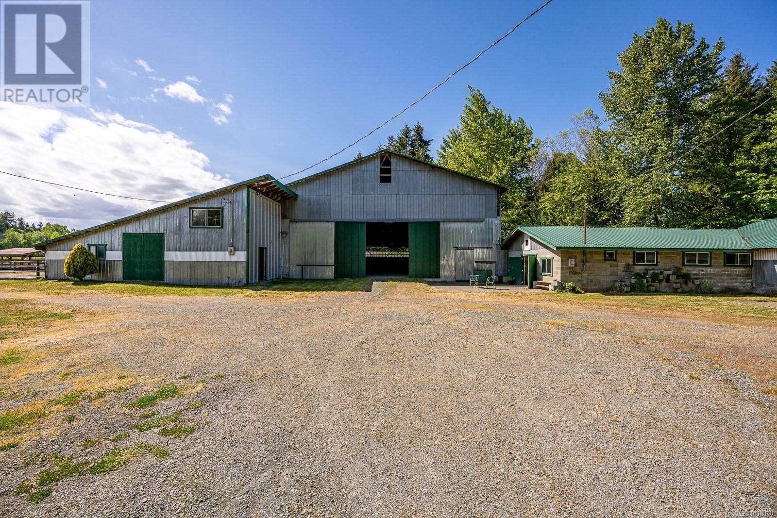 Photo 76 of 3155 Grant Rd, Courtenay BC