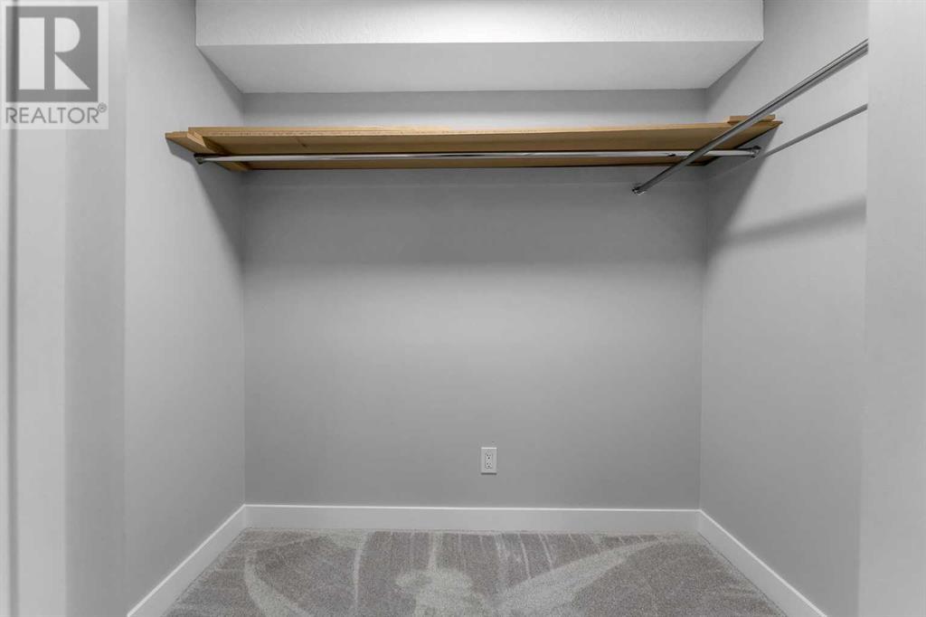 Single Family House for Sale in   Pensacola Crescent SE Penbrooke Meadows Calgary 