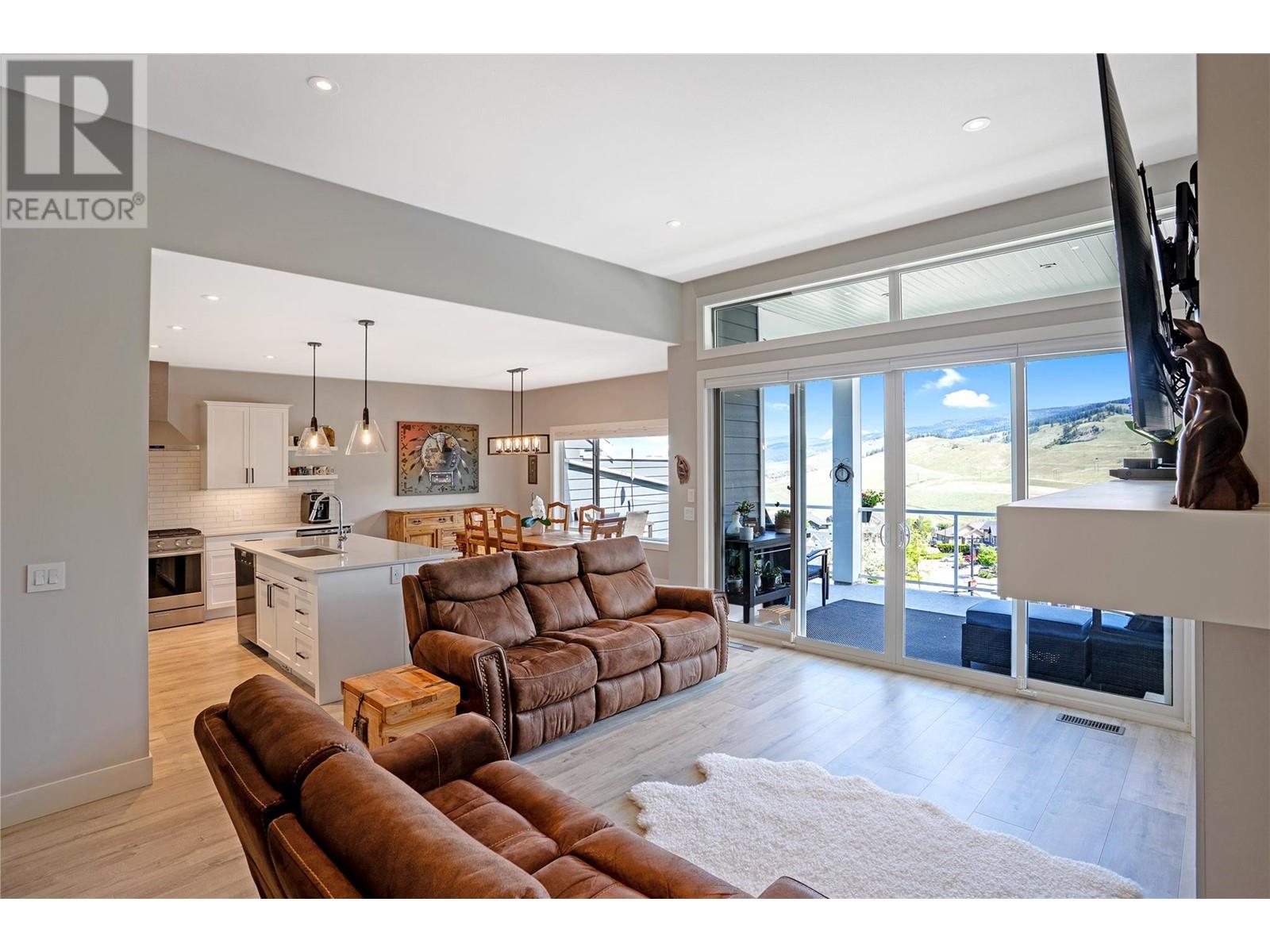  417 Carnoustie Drive, Kelowna