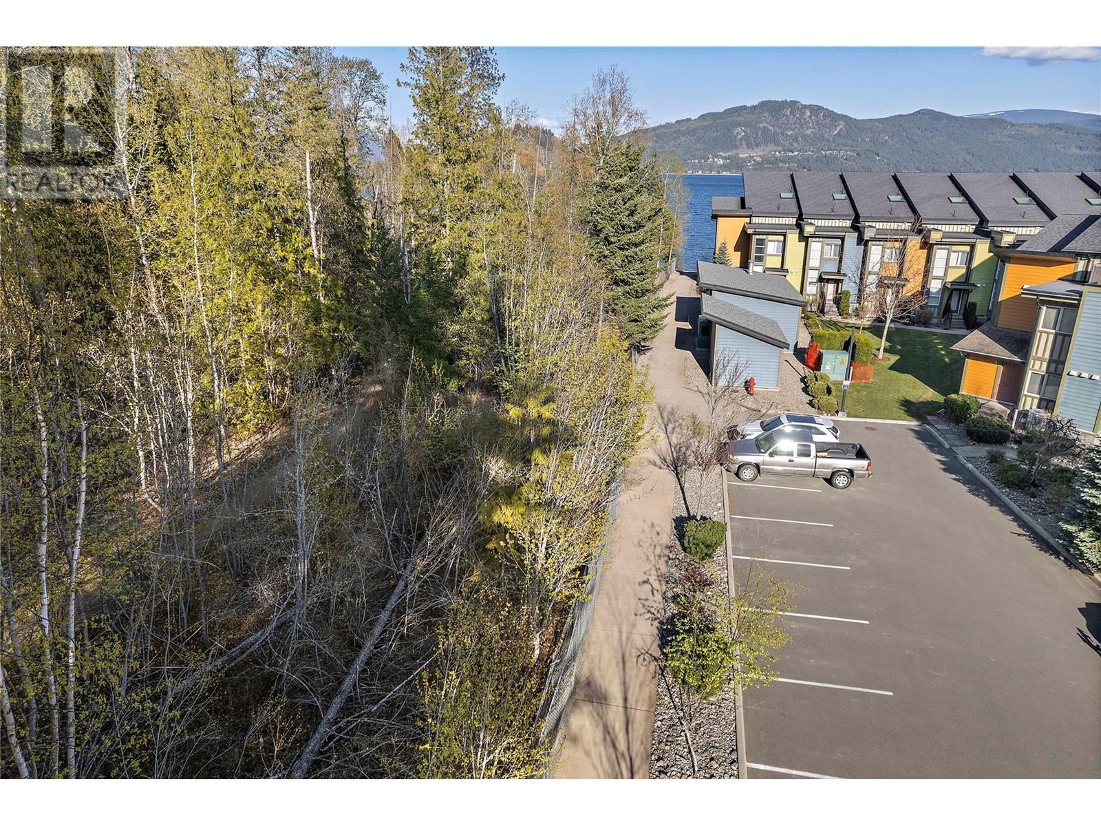 29 1131 Pine Grove Road, Scotch Creek