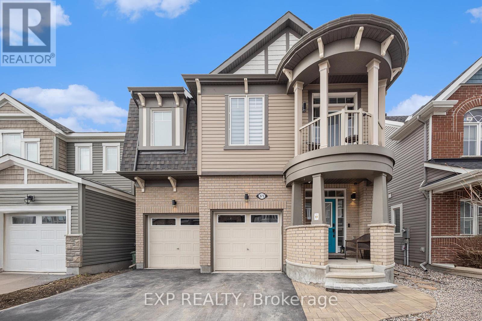 https://ddfcdn.realtor.ca/listing/TS638830207952170000/reb76/highres/6/x12155606_1.jpg