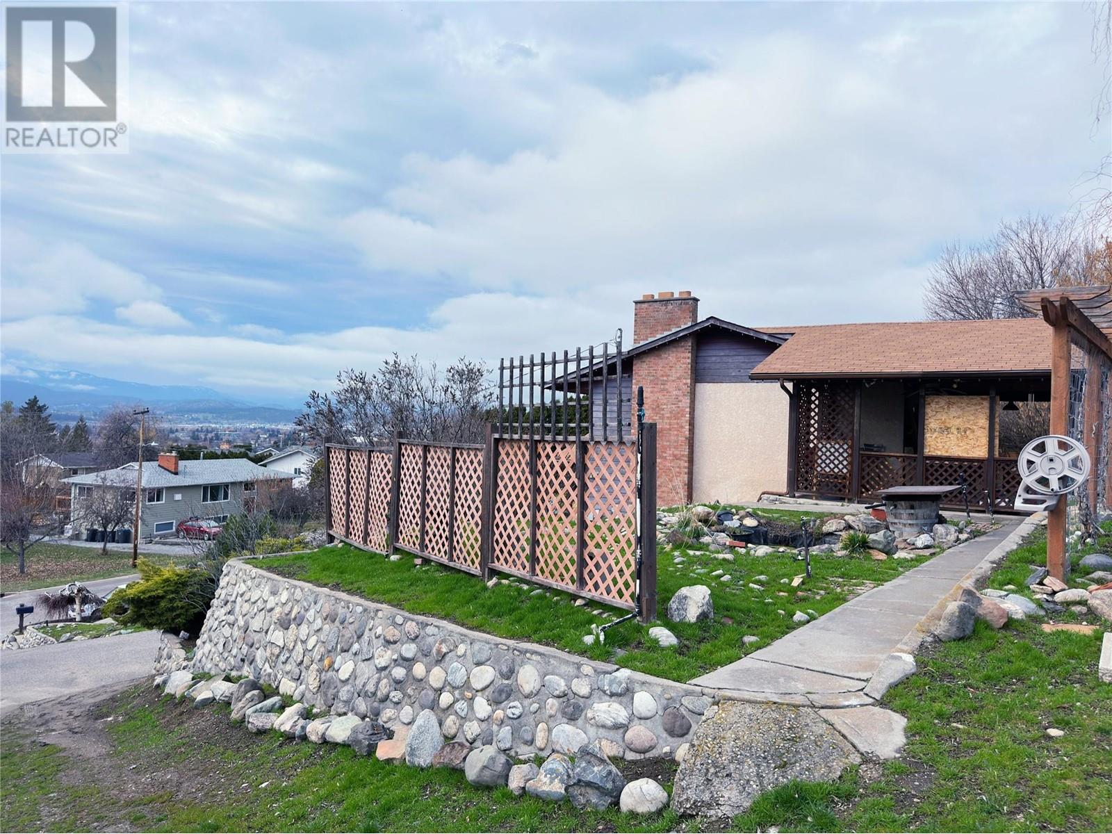  635 Brighton Road, Kelowna